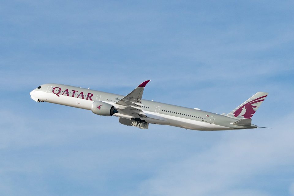 Qatar Airways Plane QATARBISLITE0921 2209513750bf40e89cdf6d50fcab40a3 960x640 